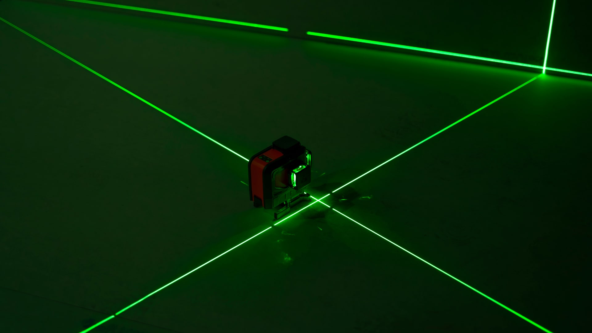 Nivel láser verde 3 planos 360º 30 metros Bellota - Suministros